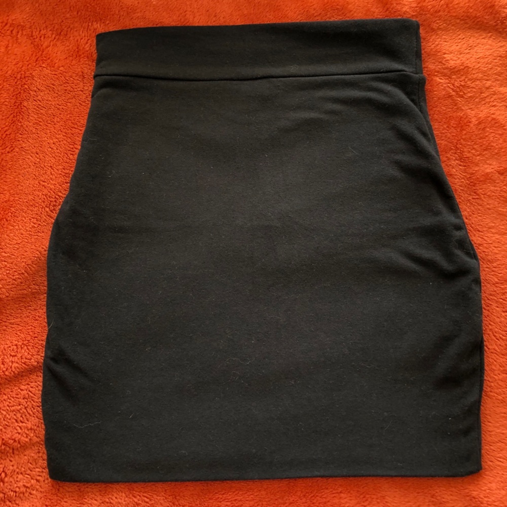 Fashion nova mini skirt